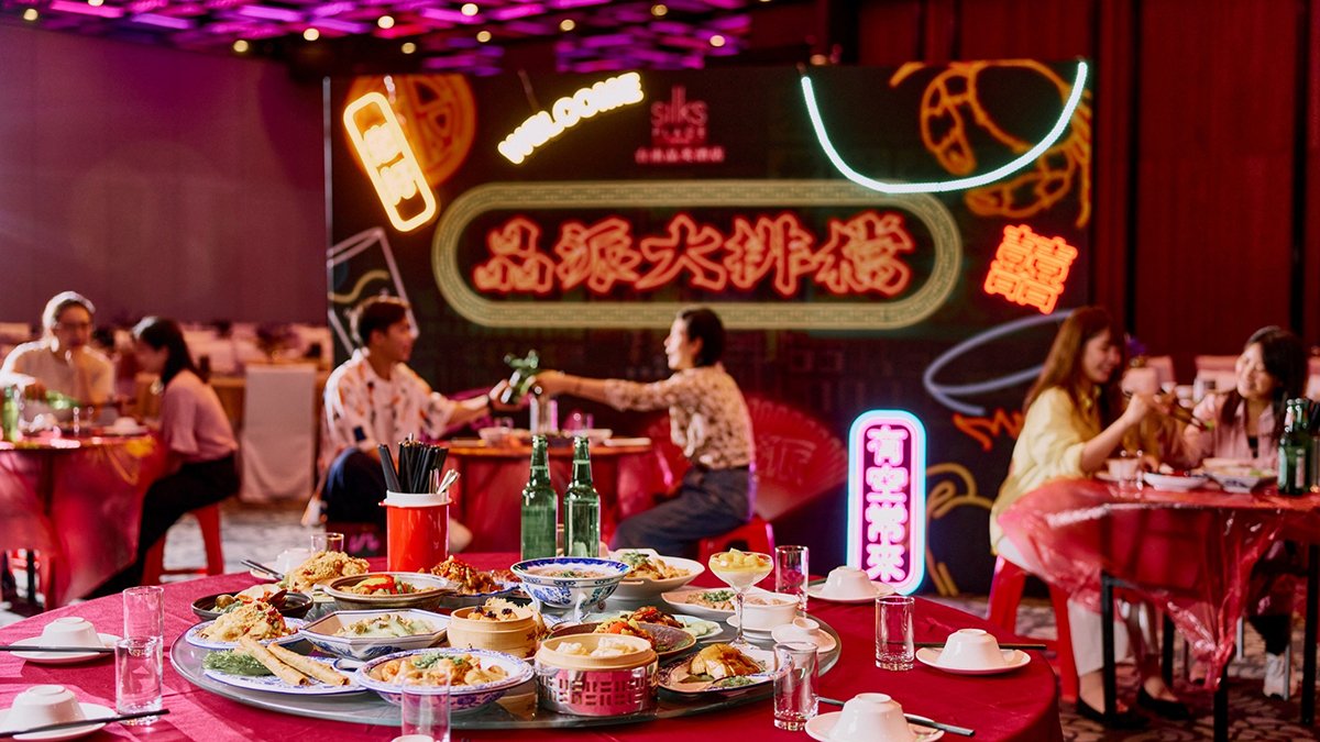 變裝皇后華麗登場 台南晶英〈晶豔秀〉今夏掀起夜間娛樂熱潮 14 line oa chat 250617 145945