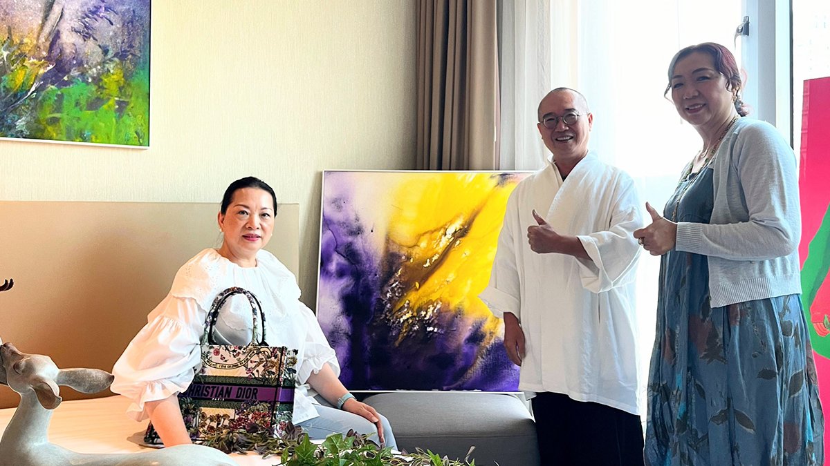 「ART TAICHUNG 2025台中藝術博覽會」盛大登場 藝時代畫廊展現跨國藝術對話力道 2 line oa chat 250704 104428 1