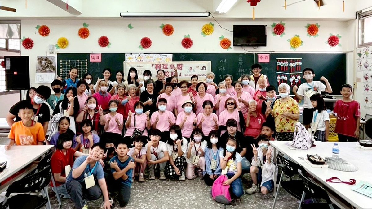 從產地到餐桌!「料理小廚歷險記」營隊 孩子用愛心餐盒為長輩加菜 2 line oa chat 250705 111017
