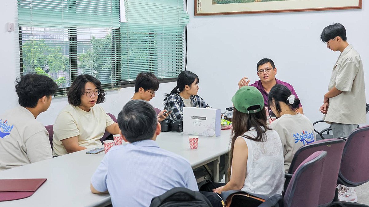 大學生揪團扛起「貝殼」 翻轉大安海港老聚落!國立聯大團隊以創意注入地方活力 2 line oa chat 250725 103847 group 1