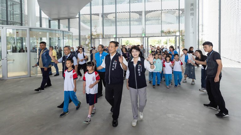 1zhangdachunfumishuzhangjianshejuchendatianjuzhang