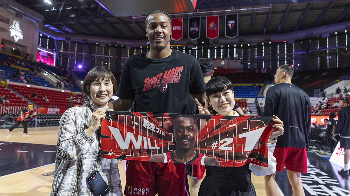 15rilaiziribenbeihaidaodemunyudangjitianqingmeizuo