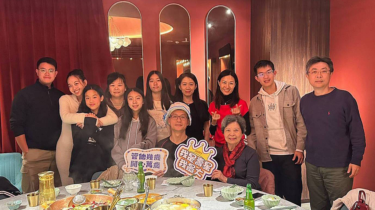 臺中醫院歡慶130週年 上千民眾同慶百卅院慶 歷任院長「回娘家」見證新頁 5 2398412