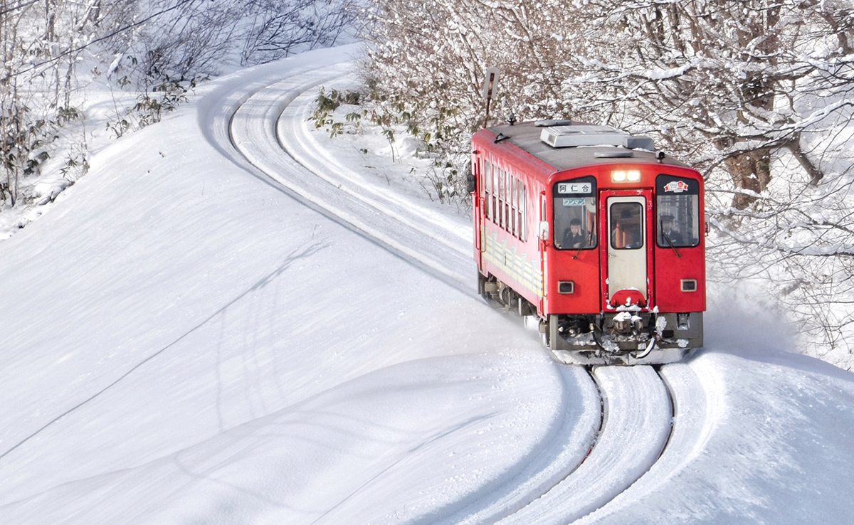 燦星旅遊推「萬元放大術」搶攻出國熱潮 3 line oa chat 251105 112510 group 2