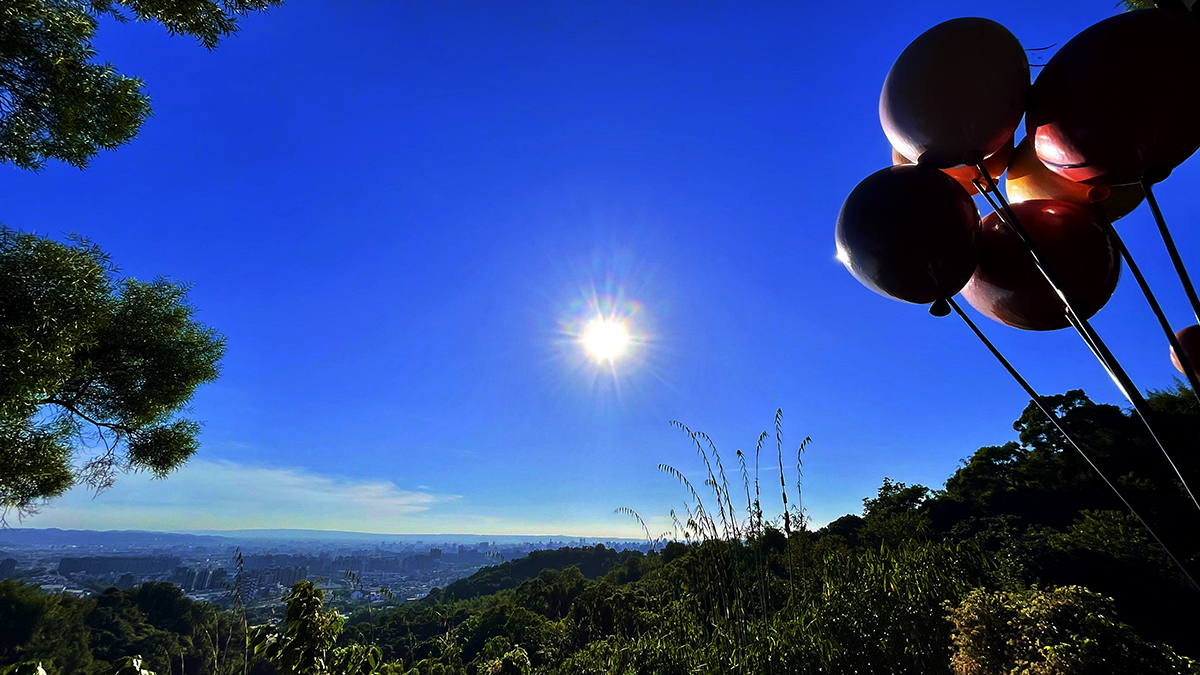 不只逛街吃大餐!聖誕約會新提案 台中大坑步道變身愛情故事書 7
