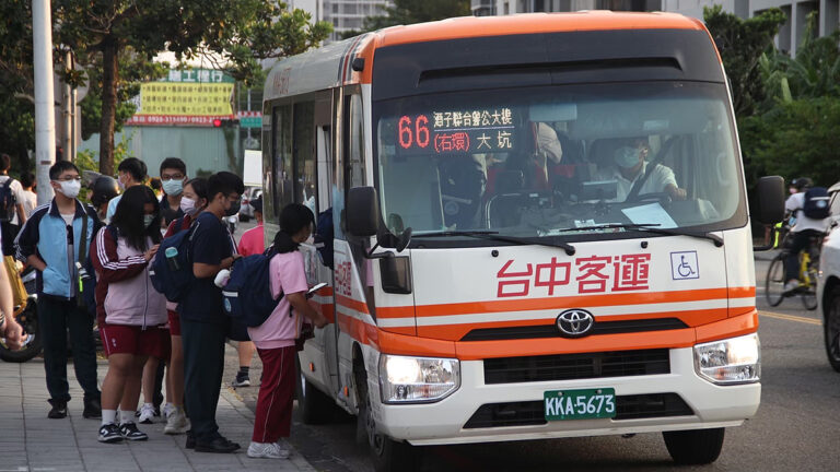 shiminxiandingbangdingrenshutupo193wantongxuezuyue