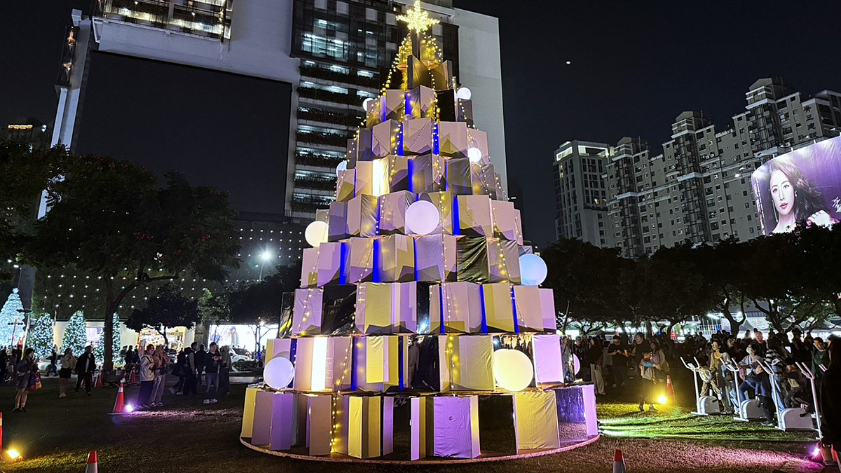 taizhonghaoshengdan9mizhudengjuguangjinwandianlian