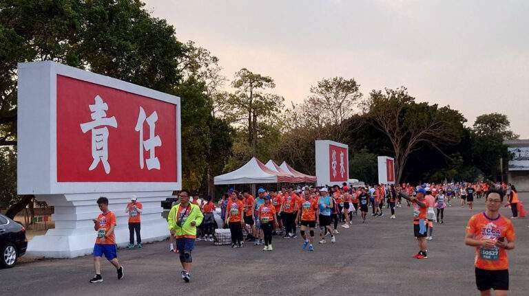 paojinchenggonglingyingquweizixunbeidejingdianluxi