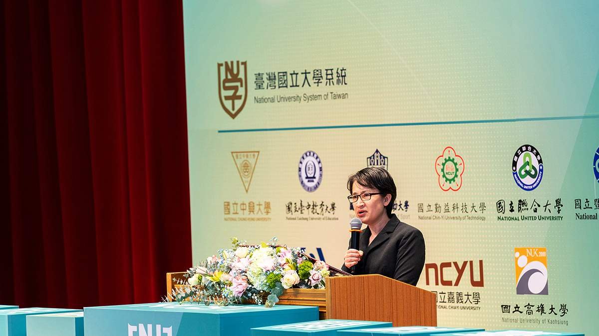 xiaomeiqinfuzongtongchuxinust15xiaokuayugongrongdi 1