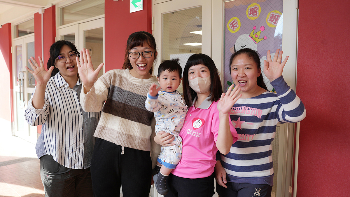 xingdayuangongzinyutuoyingzhongxinshoutuo60mingmuq 1