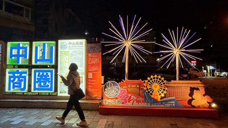 c45b19e2 0525 4443 8485 341e86ee87ec