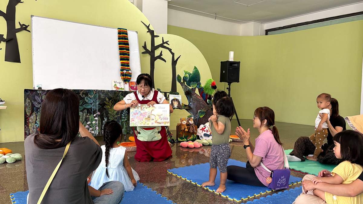 3minilaoshiyudayulaoshijiangyuhuodongqijiangezidai