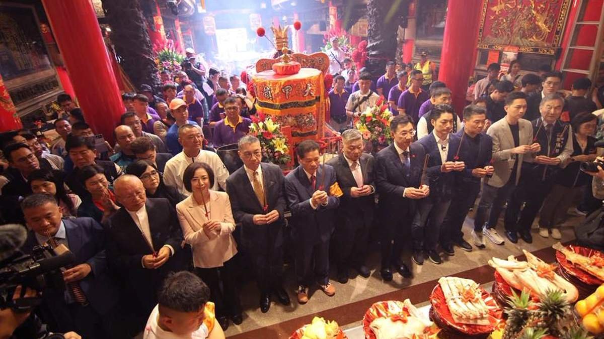 dajiamajinqijiaraojingcifuhuangfushizhangfuzhenlan