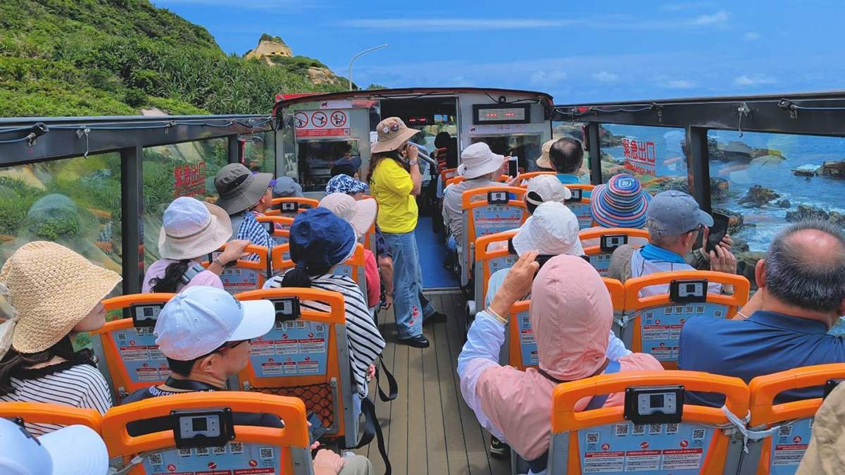 淡江大橋首發團啟程 民眾搶先體驗北海岸山海新風貌 2 66183 1