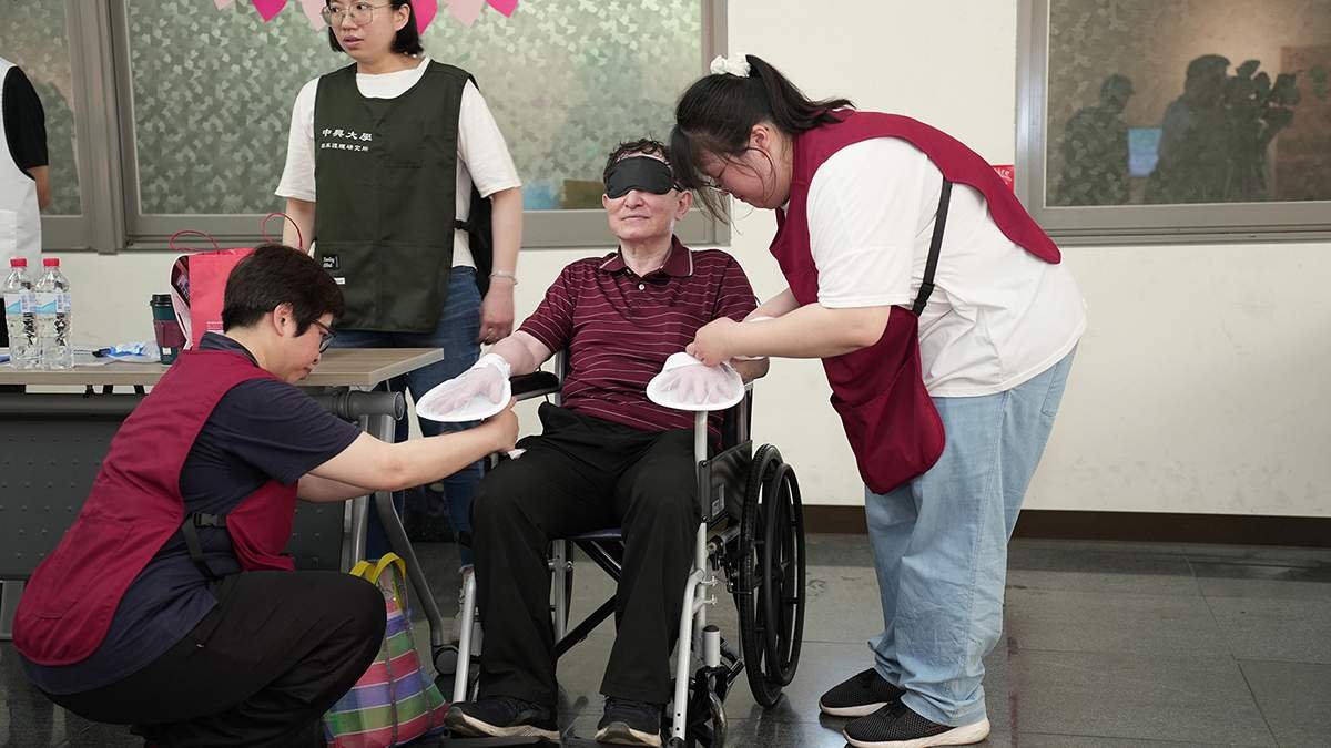 lunyimoniyuzhaohulitiyan2