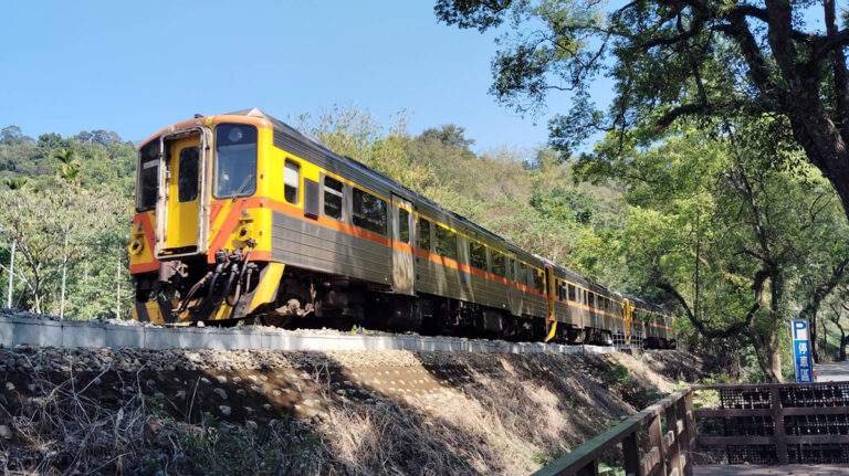 集集支線全線復駛 南投觀光鐵道重啟山城旅遊新篇章 5 490172 0