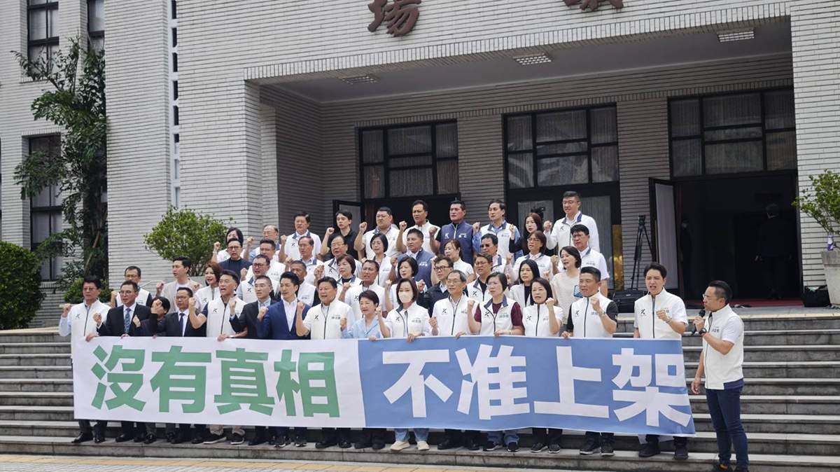 中聯致癌油案延燒!蔣萬安轟中央急解禁 嗆:送賴、卓官邸照三餐吃 1 line oa chat 260724 212849