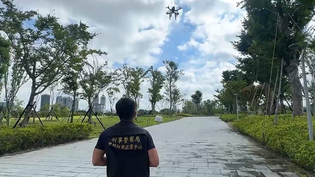 假投資吸金逾1.3億 詐團藏身屏東山區竹林 警出動無人機「3D立體打擊」逮首腦 1 780161174 1623368276118589 8750195071698522275 n