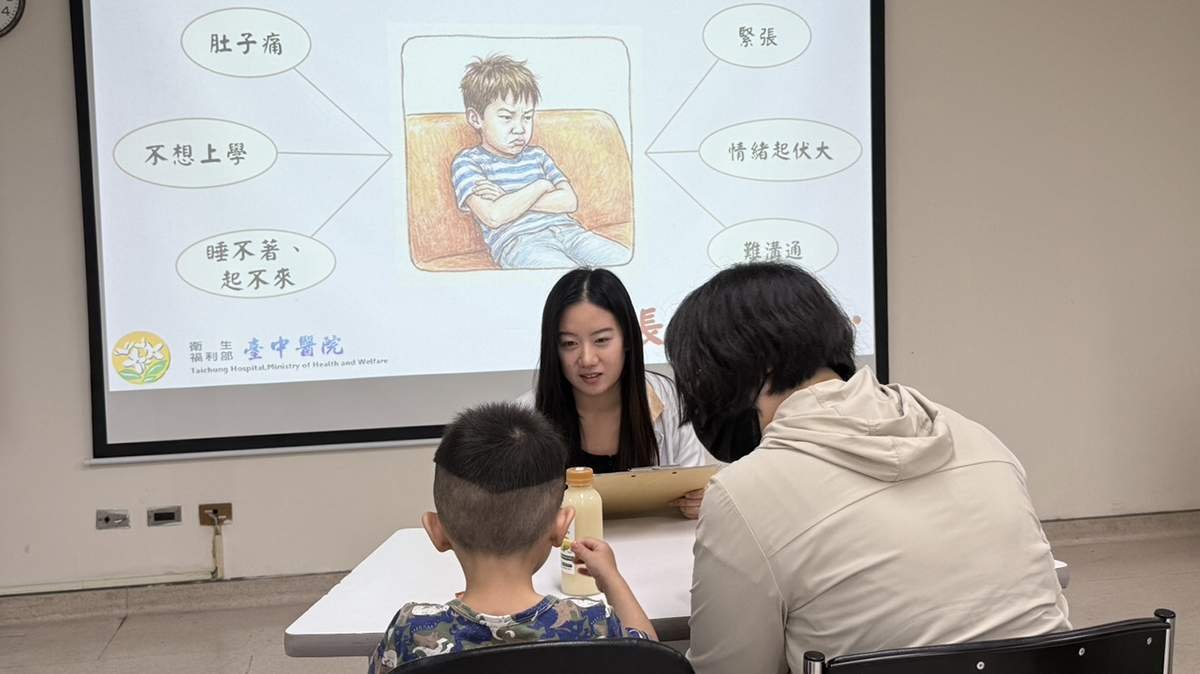 暑假玩瘋開學「肚子痛」 小三男童焦慮不寫作業!心理師曝4大調適心法 1 S 13230239