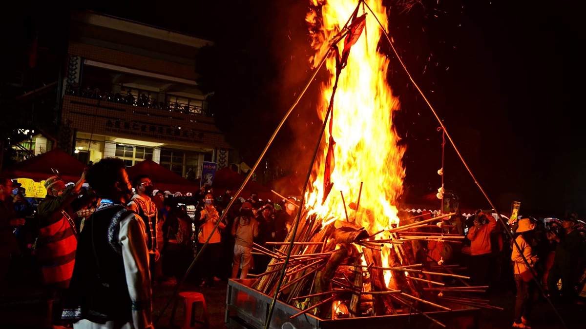 清境火把節10月30、31日連續兩晚登場，分別以「雲南之夜」及「原鄉之夜」呈現多元文化風情。